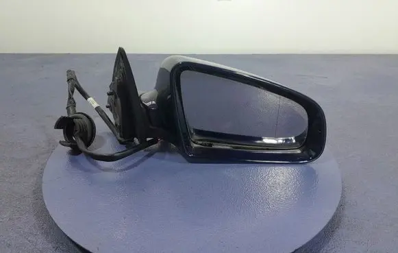 Audi A6 Allroad C6 Front door electric wing mirror