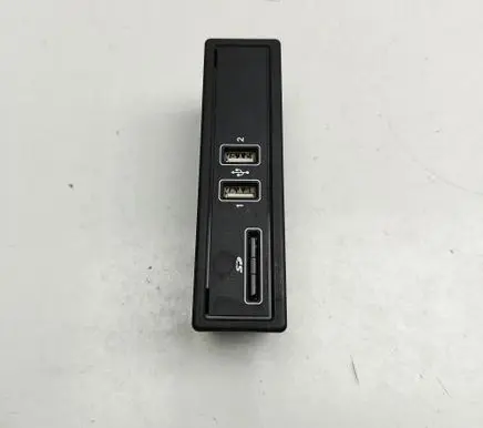 Mercedes-Benz C W205 USB socket connector A2058200526 A2139062604