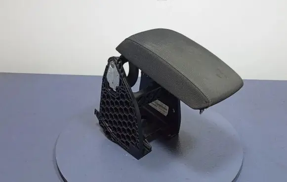 Skoda Octavia Mk2 (1Z) Armrest