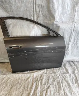 Opel Astra L Front door 307805D02