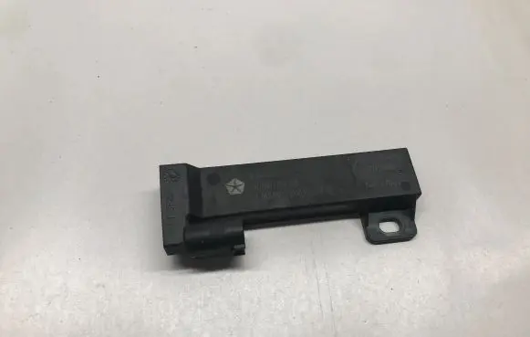 Dodge Charger Keyless system antenna 68071978 68071978AA