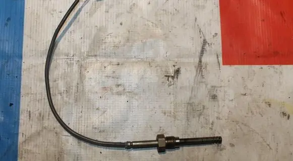 Volvo XC70 Exhaust gas temperature sensor 30713739A