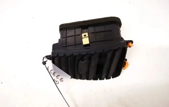 KIA Sorento Dashboard side air vent grill/cover trim 974303e000 97430-3e000