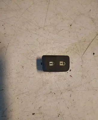 Volvo V50 Central locking switch button 65832
