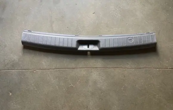 Hyundai Santa Fe Trunk/boot sill cover protection 857752B000