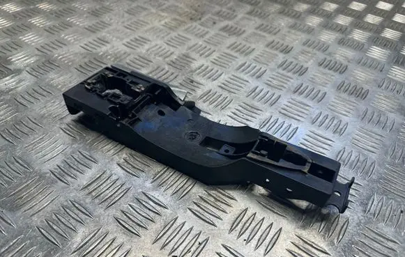 Nissan Qashqai Front door exterior handle/bracket 80610 21133