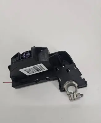 Audi A5 8T 8F Battery relay fuse 4F0915519