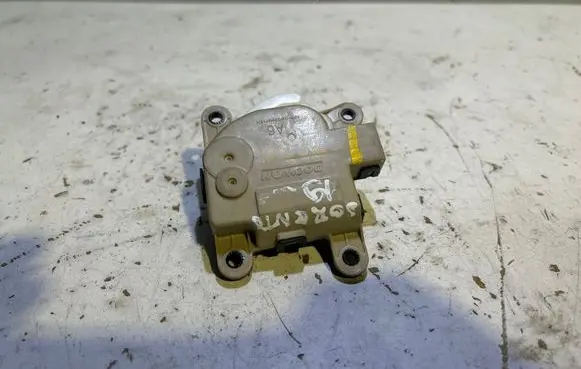 KIA Sorento Air flap motor/actuator H400730912