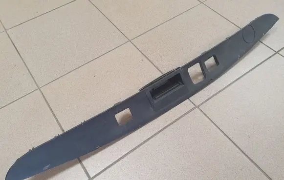 Mercedes-Benz CLS C218 X218 Trunk door license plate light bar A2187500393