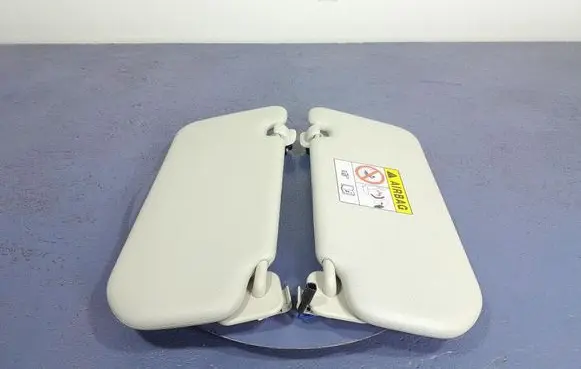 Sun visor