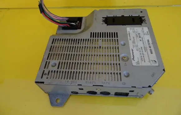 Renault Espace III Sound amplifier 6025407278A