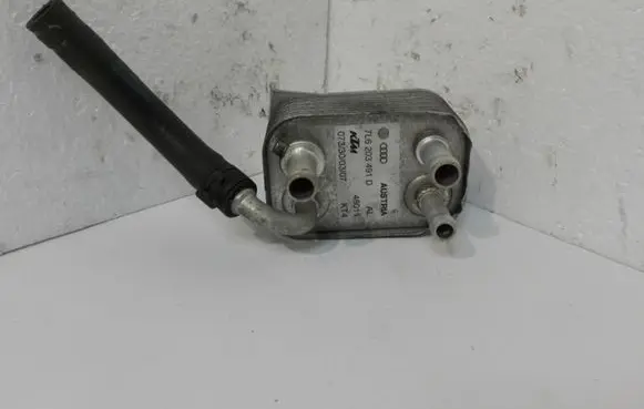 Audi Q7 4L Fuel cooler (radiator) 7L6203491D