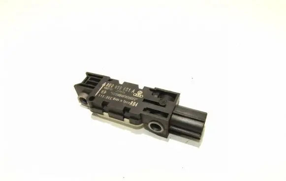 Audi TT TTS Mk2 Airbag deployment crash/impact sensor 8E0959651A