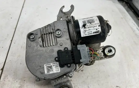 Peugeot RCZ Wiper motor 9673484080 53630417 W00001661