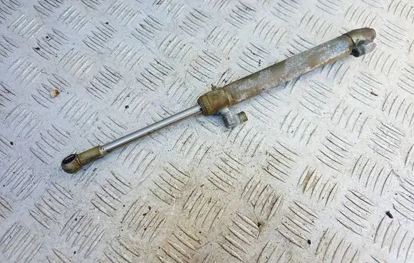 Audi Cabriolet B3 8G Convertible roof main ram cylinder 