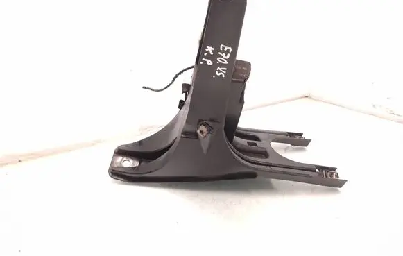 BMW X5 E70 Headlight/headlamp mounting bracket 7157983 10503410