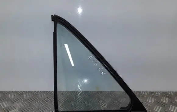 Mazda 626 Rear vent window glass 43R00011 NSGM308 AS2