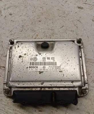 Volkswagen Golf IV Engine control unit/module 036906032 26SA6561 0261206140