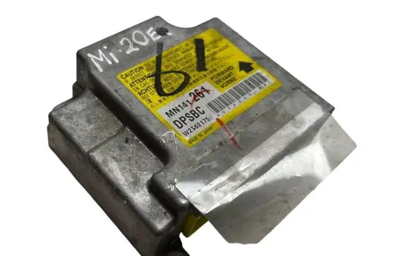 Mitsubishi Lancer Airbag control unit/module MN141261 W2T62175