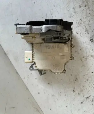 Audi Q5 SQ5 Rear door lock 8j1837016d