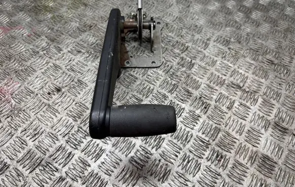 Mini Cooper Countryman R60 Handbrake/parking brake lever assembly 