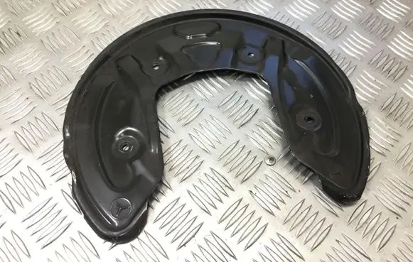 Mercedes-Benz C W205 Rear brake disc plate dust cover A0004230100B