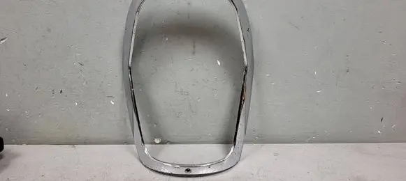 Mercedes-Benz 250 280 W108 Headlight part 