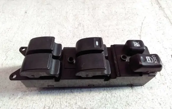 Mitsubishi Outlander Electric window control switch 8608A185 C8DD645MB