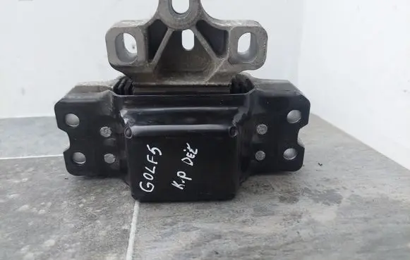 Volkswagen Golf V Engine mount bracket 1K0199555