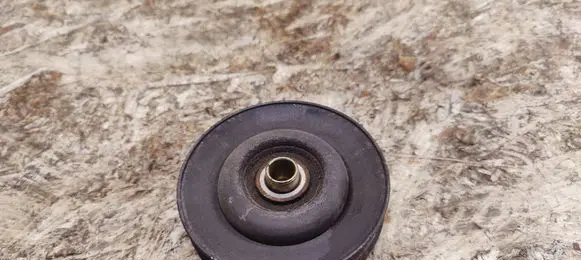 Mercedes-Benz 380 560SEC C126 Alternator belt tensioner pulley 