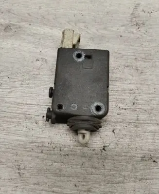Peugeot 407 Central locking motor 69150-05010
