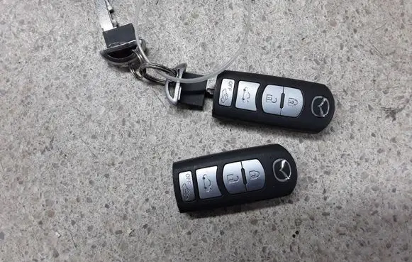 Mazda 6 Ignition key/card 5WK49384C