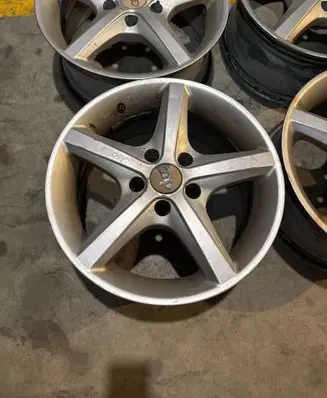 R16 alloy rim
