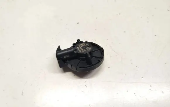 Audi Q7 4M Airbag deployment crash/impact sensor 4M0955557A