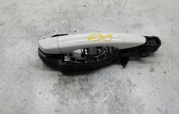 Opel Mokka B Front door exterior handle 9688834080