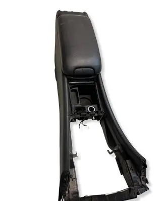 Mercedes-Benz C W203 Center console 3443