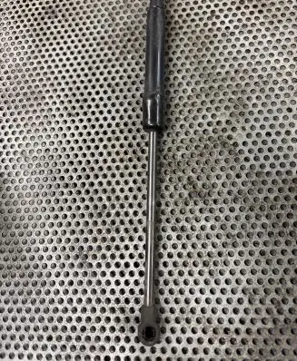 Renault Trafic II (X83) Front bonnet/hood damper/strut 654706643R
