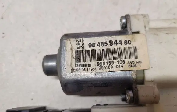 Peugeot 407 Front door window regulator motor 1137328127 9646594480