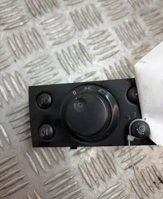 Opel Vectra C Light switch 13229539 1260320 LK04060053C