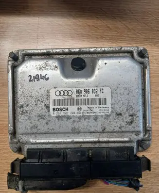 Audi A3 S3 8L Engine control unit/module 06A906032FC 0261207204