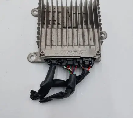 Nissan Leaf II (ZE1) Sound amplifier 280615SA2A