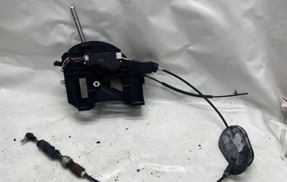 Nissan Rogue Gear selector 201217 0153