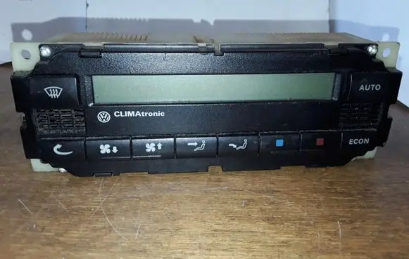 Volkswagen PASSAT B5.5 Climate control unit 3B1907044A 5HB00761702