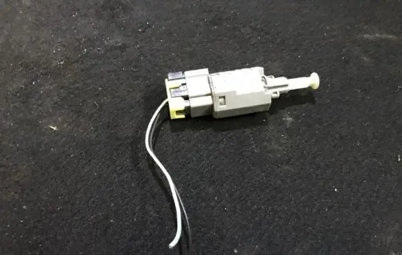 Brake pedal sensor switch