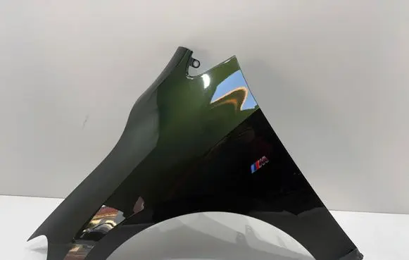 BMW 2 Active Tourer U06 Fender 