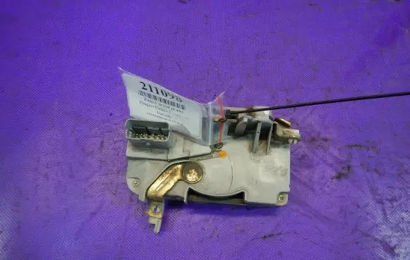 Peugeot Partner Front door lock