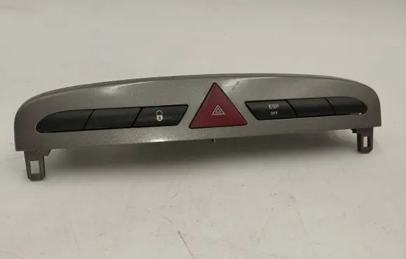 Peugeot 308 Hazard light switch 9659215177 03069010