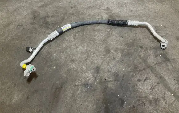 KIA Ceed Air conditioning (A/C) pipe/hose 97762J7300