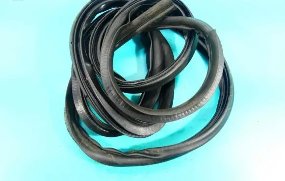 Mitsubishi ASX Front door rubber seal IMPRK1071278