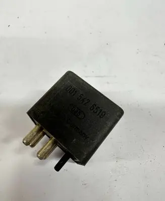 Mercedes-Benz S W140 Other relay 0015426519